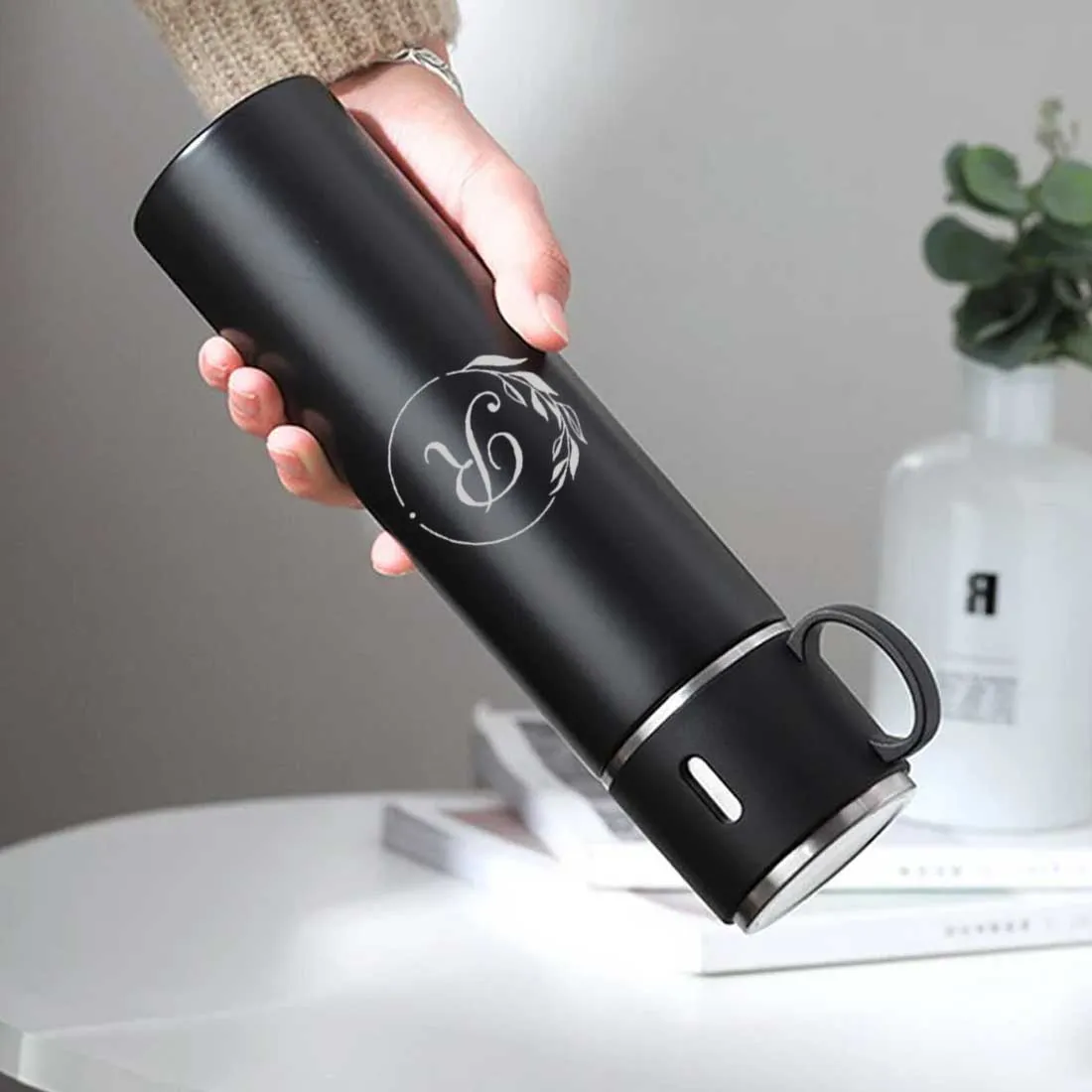 Customised Thermos Bottle With Cups Set for Travel Outdoor