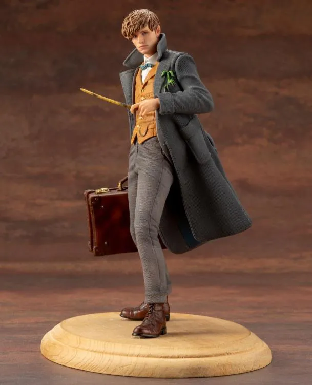 Fantastic Beasts: The Crimes of Grindelwald - Newt Scamander ARTFX 