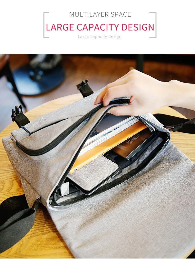 Large Capacity Casual Shoulder Messengers Bag