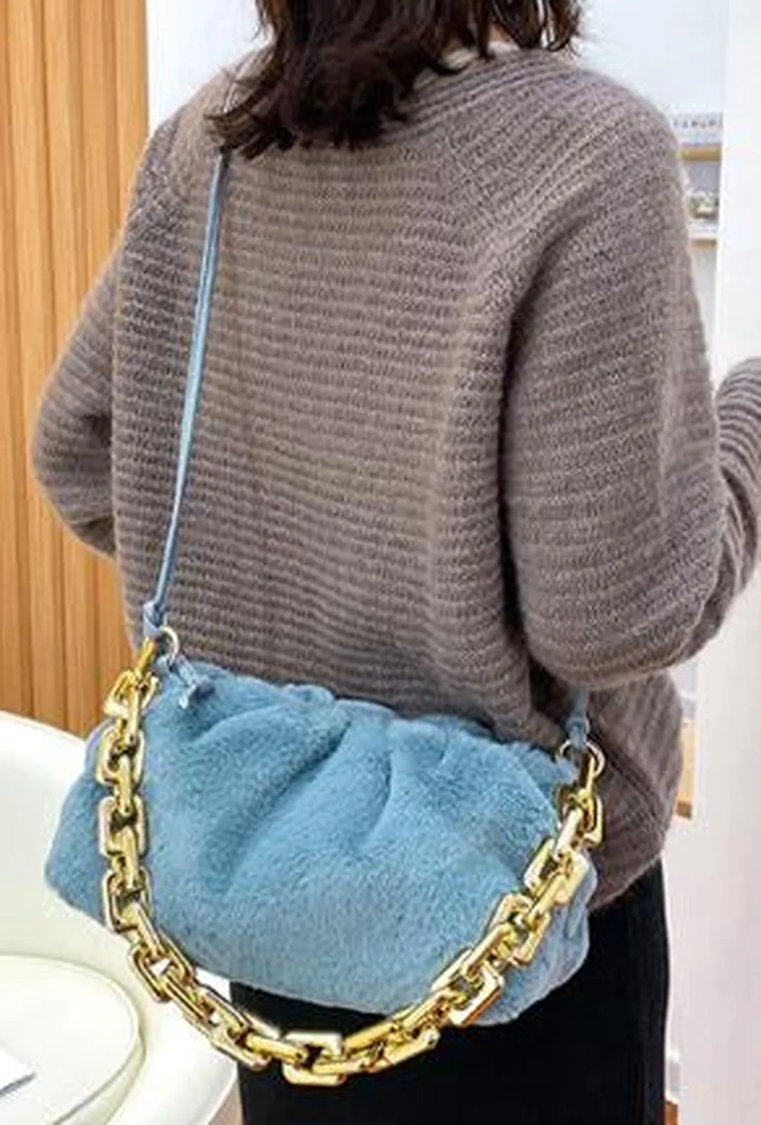 PANELOPE - HOBO CHAIN BAG