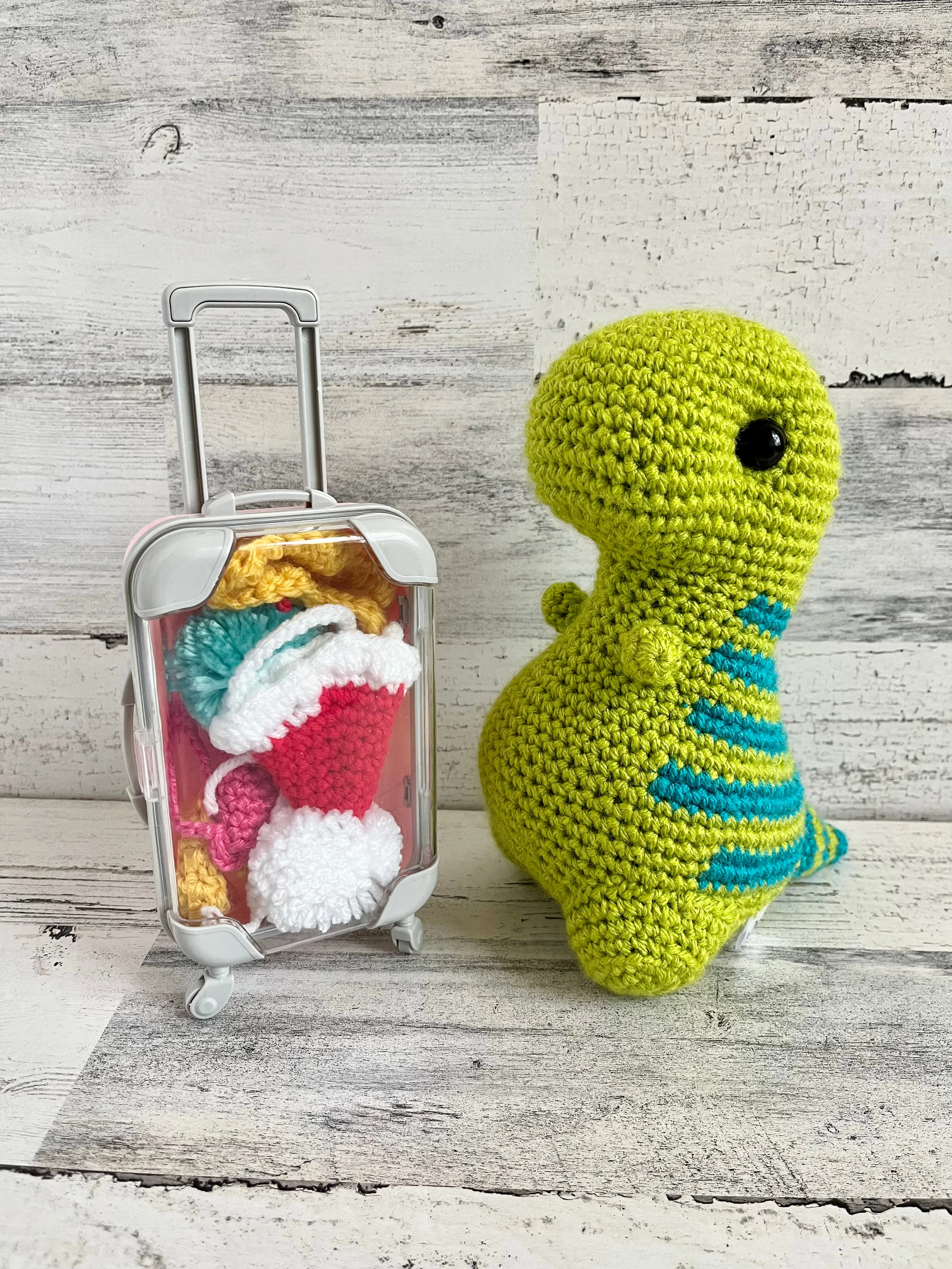 XL Suitcase - Dinosaur Accessories